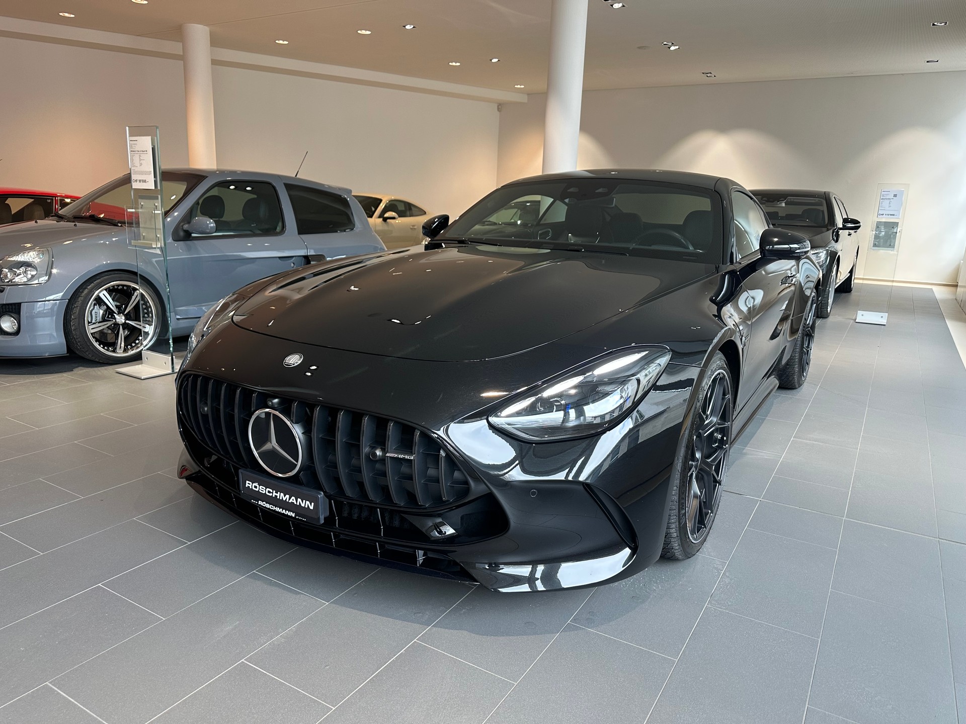 MERCEDES-BENZ AMG GT 63 4Matic+ Executive Edition-showroom-element-2