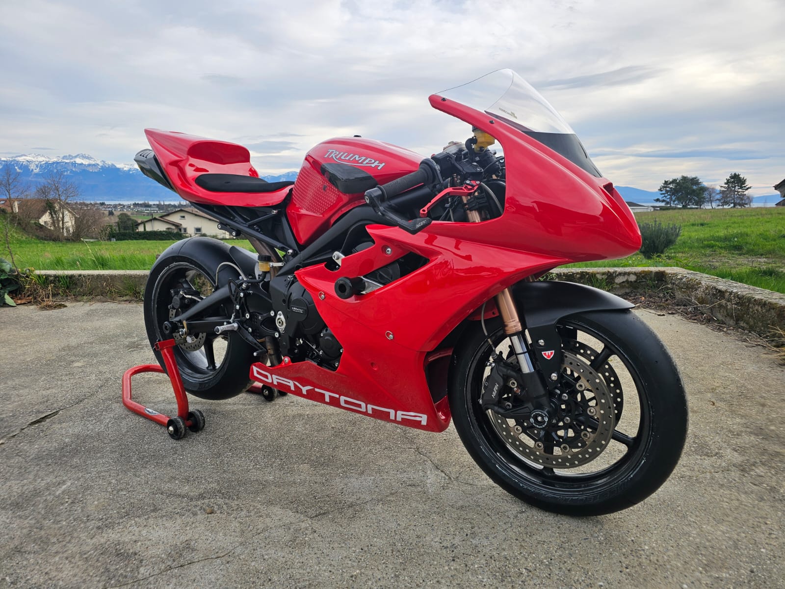 TRIUMPH Daytona 675-image-0