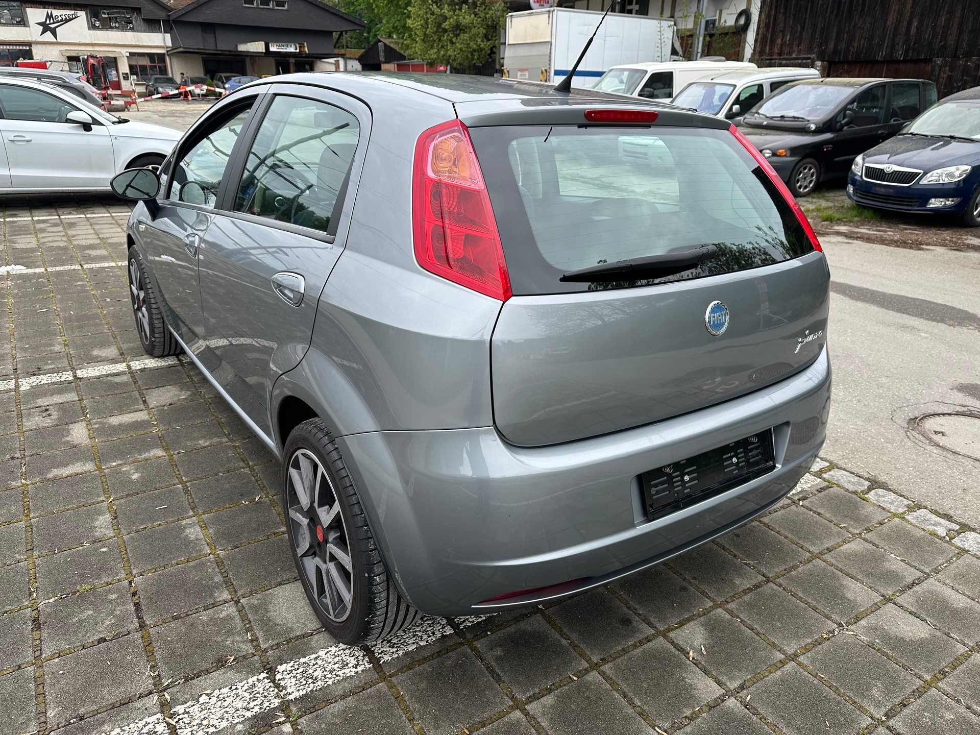 FIAT Punto 1.4 Dynamic Frisch ab MFK und grossem Service-image-7