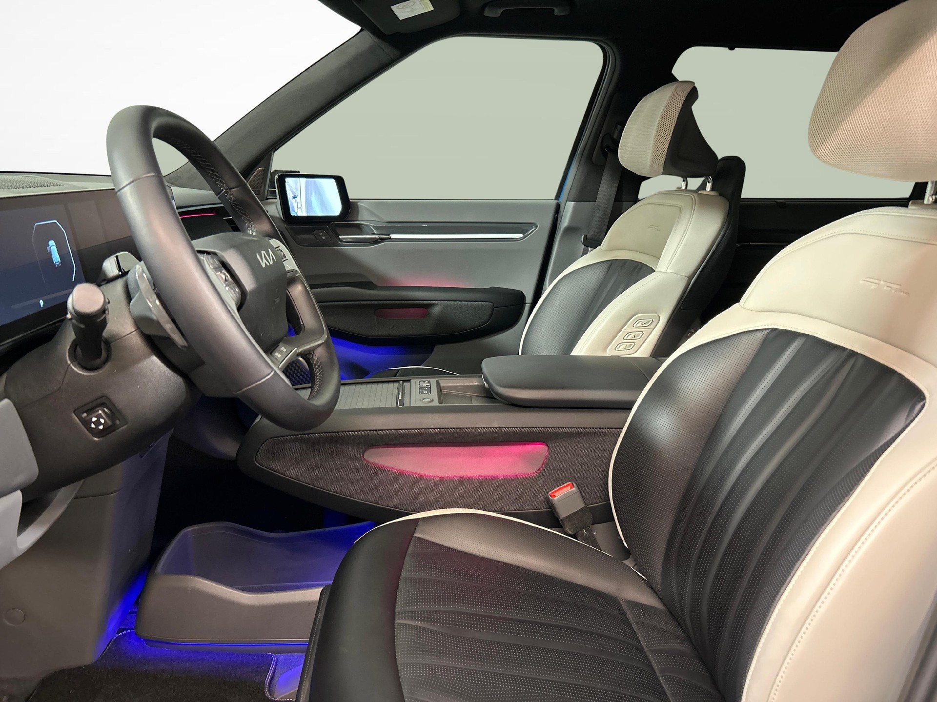 KIA EV9 99.8 kWh GT-Line 4x4-showroom-element-3