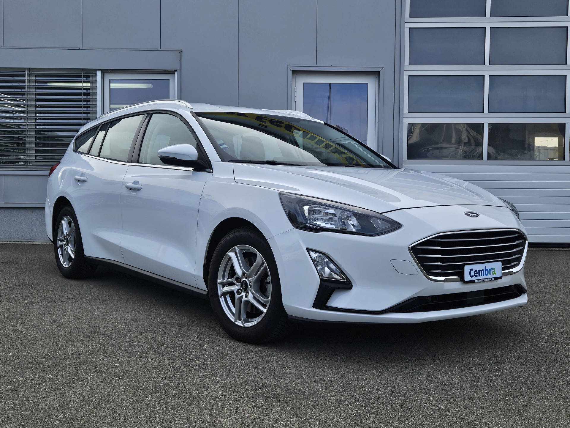 FORD Focus Station Wagon 1.5 EcoBlue 120 Cool & Connect * Frisch ab MFK * Navi * Sitzheizung * ACC *-showroom-element-3