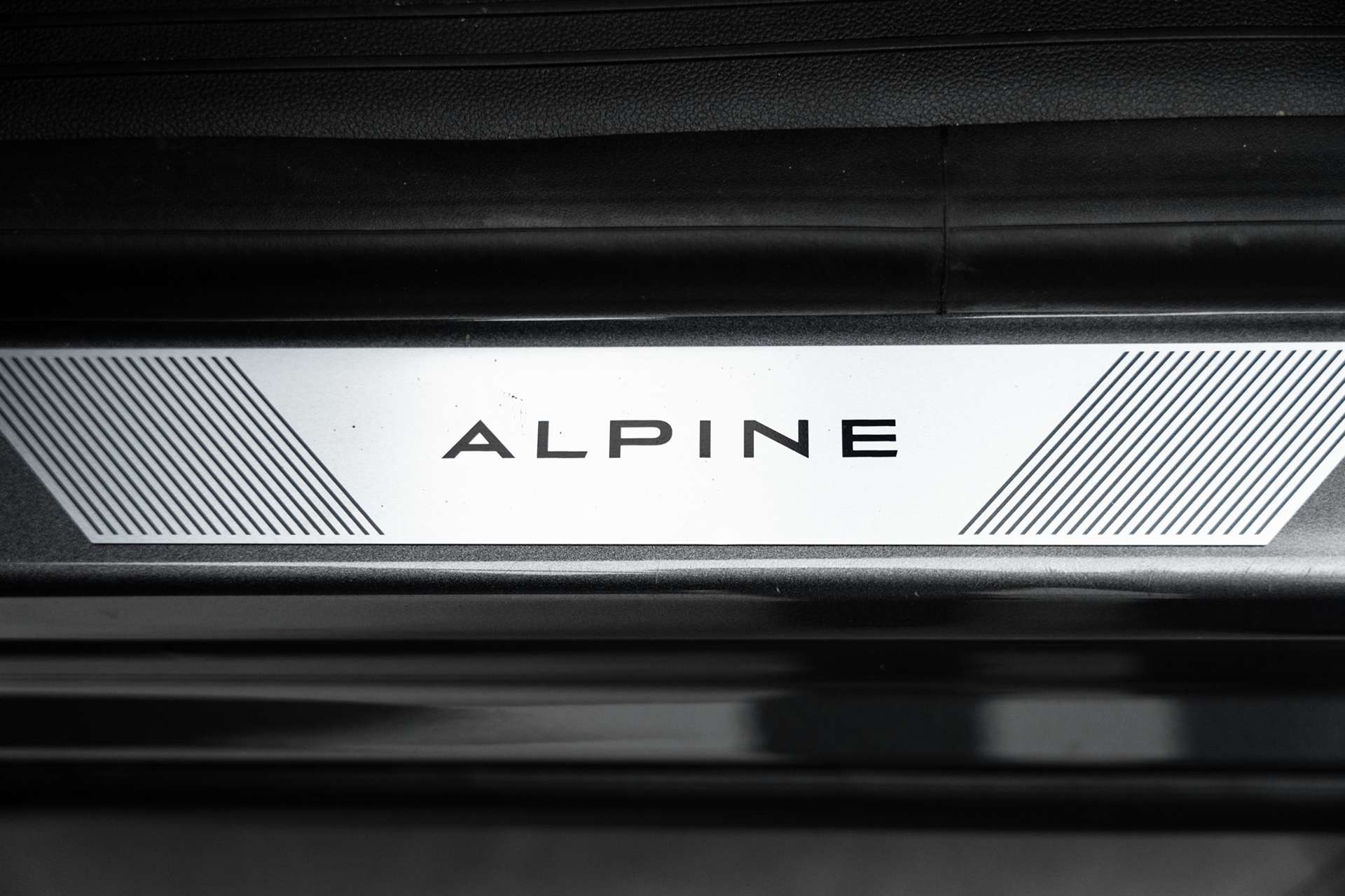 RENAULT Rafale 1.2 E-Tech Hybrid 200PS Esprit Alpine Automat-image-6