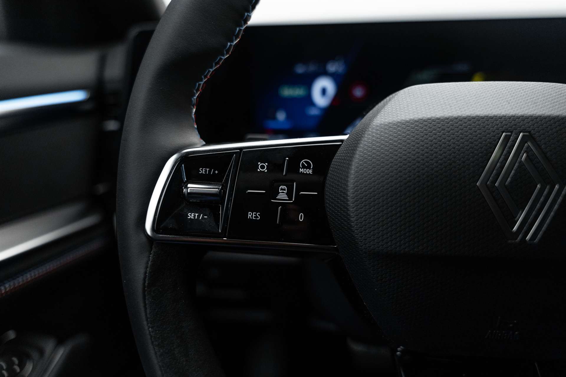 RENAULT Rafale 1.2 E-Tech Hybrid 200PS Esprit Alpine Automat-image-15