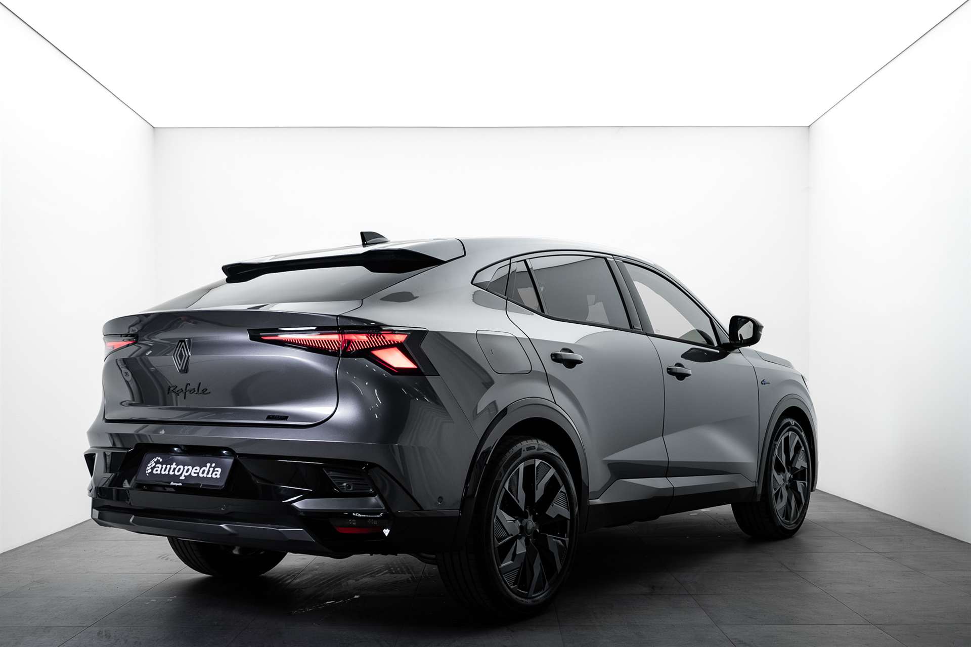 RENAULT Rafale 1.2 E-Tech Hybrid 200PS Esprit Alpine Automat-showroom-element-2