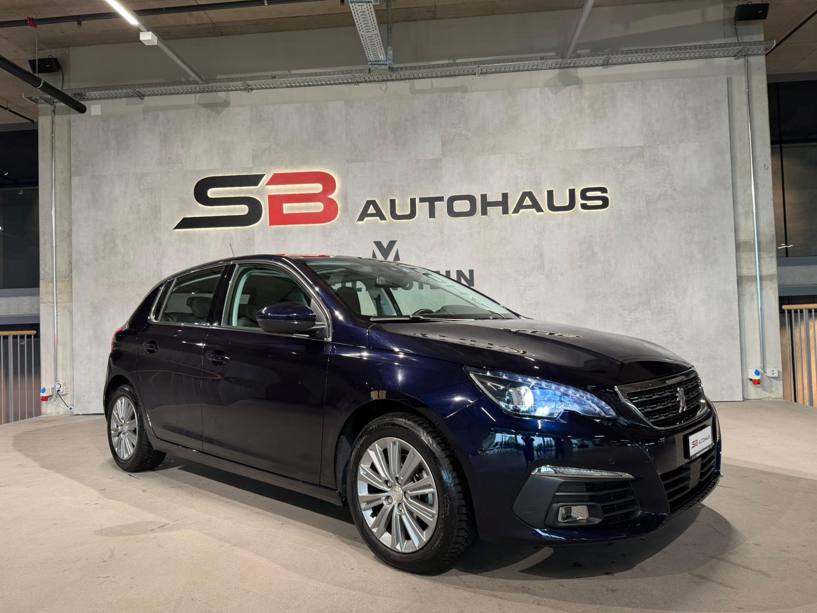 PEUGEOT 308 1.2 Pure Tech Tech Edition EAT8-image-5