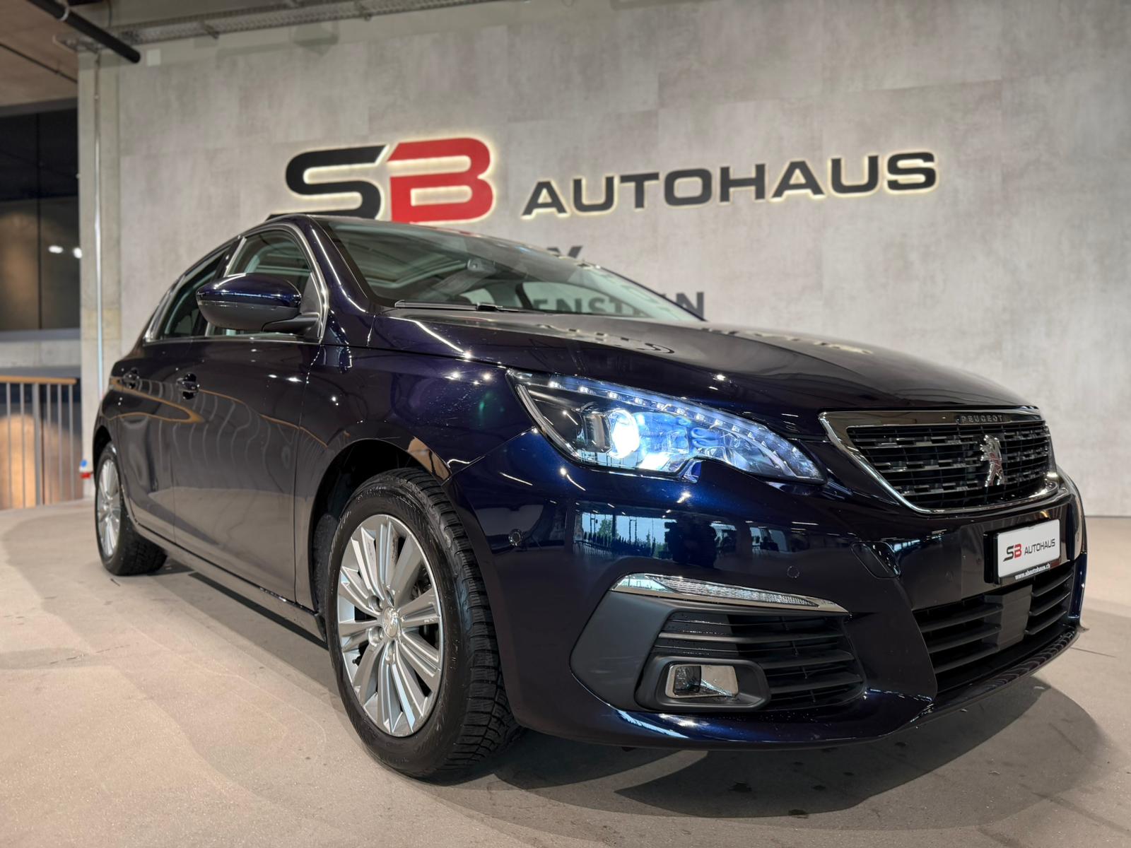 PEUGEOT 308 1.2 Pure Tech Tech Edition EAT8-image-6