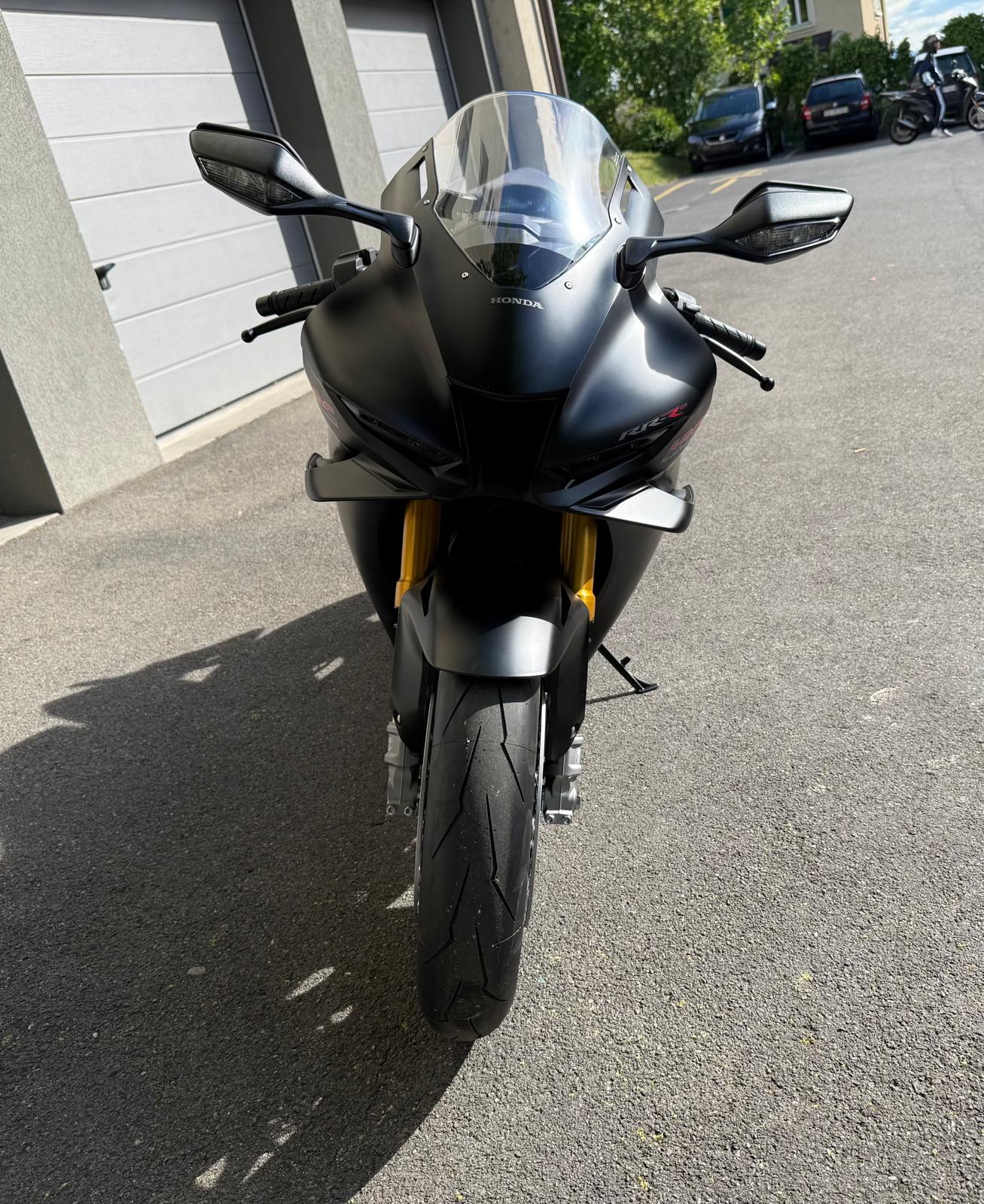 HONDA CBR 1000 RR-R Fireblade SP-image-6