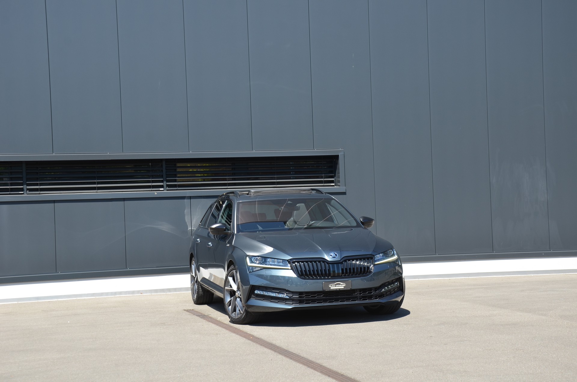 SKODA Superb Combi 2.0 TSI SportLine Plus 4x4 DSG-image-6