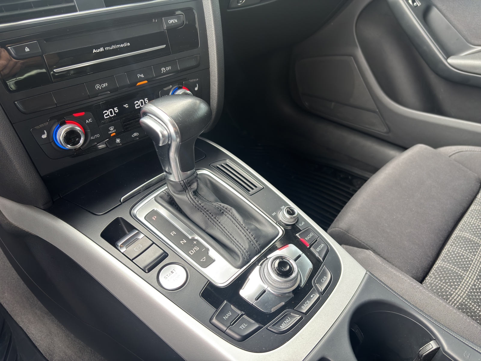 AUDI A5 Sportback 2.0 TDI quattro S-tronic-image-8