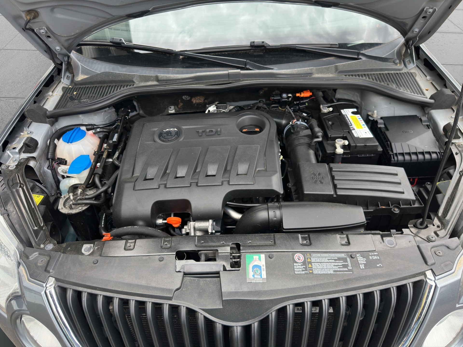 SKODA Yeti 2.0 TDI Active 4x4-image-12