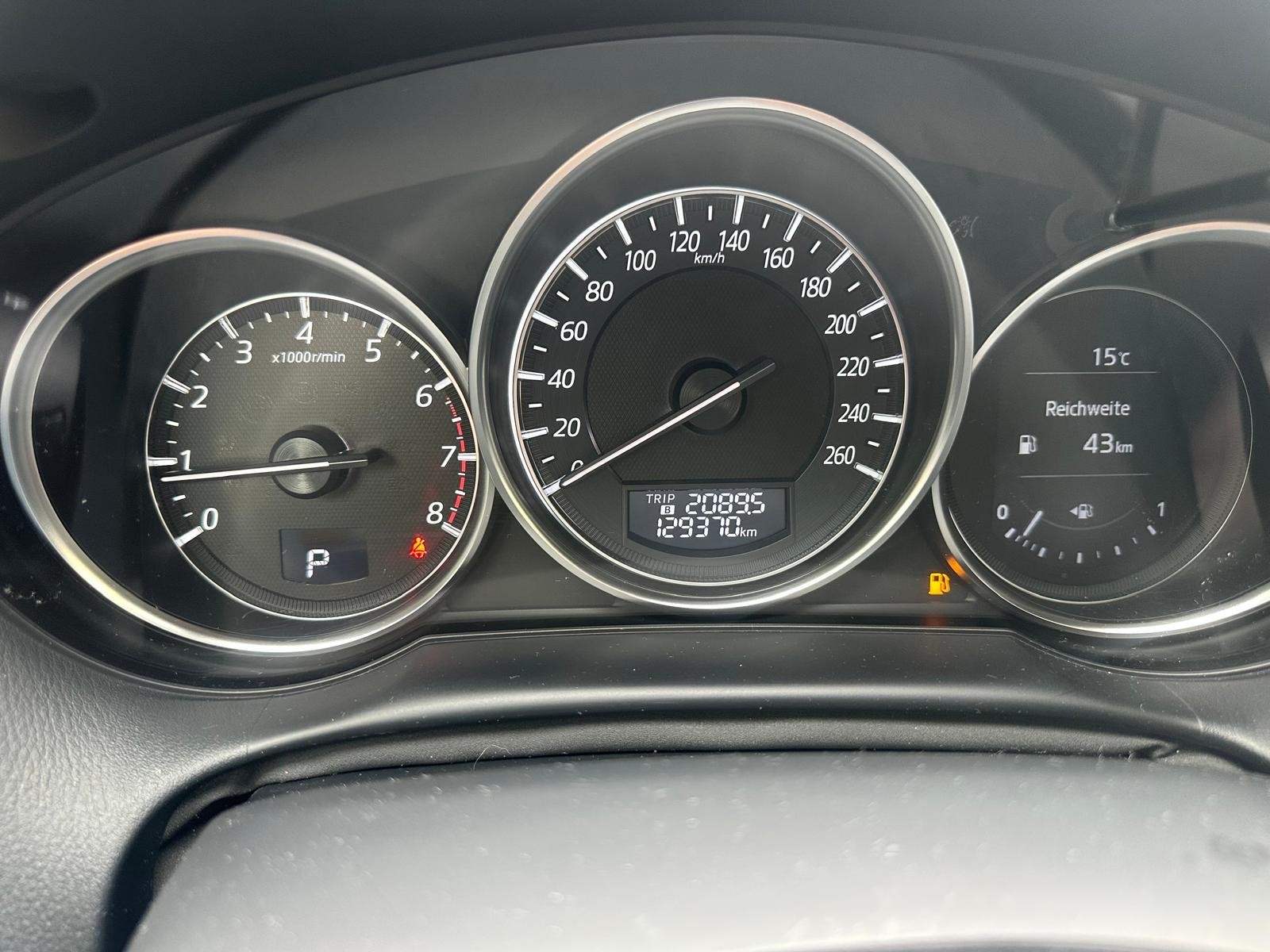 MAZDA CX-5 2.5 Revolution AWD Skyactive-G Automatic-image-12