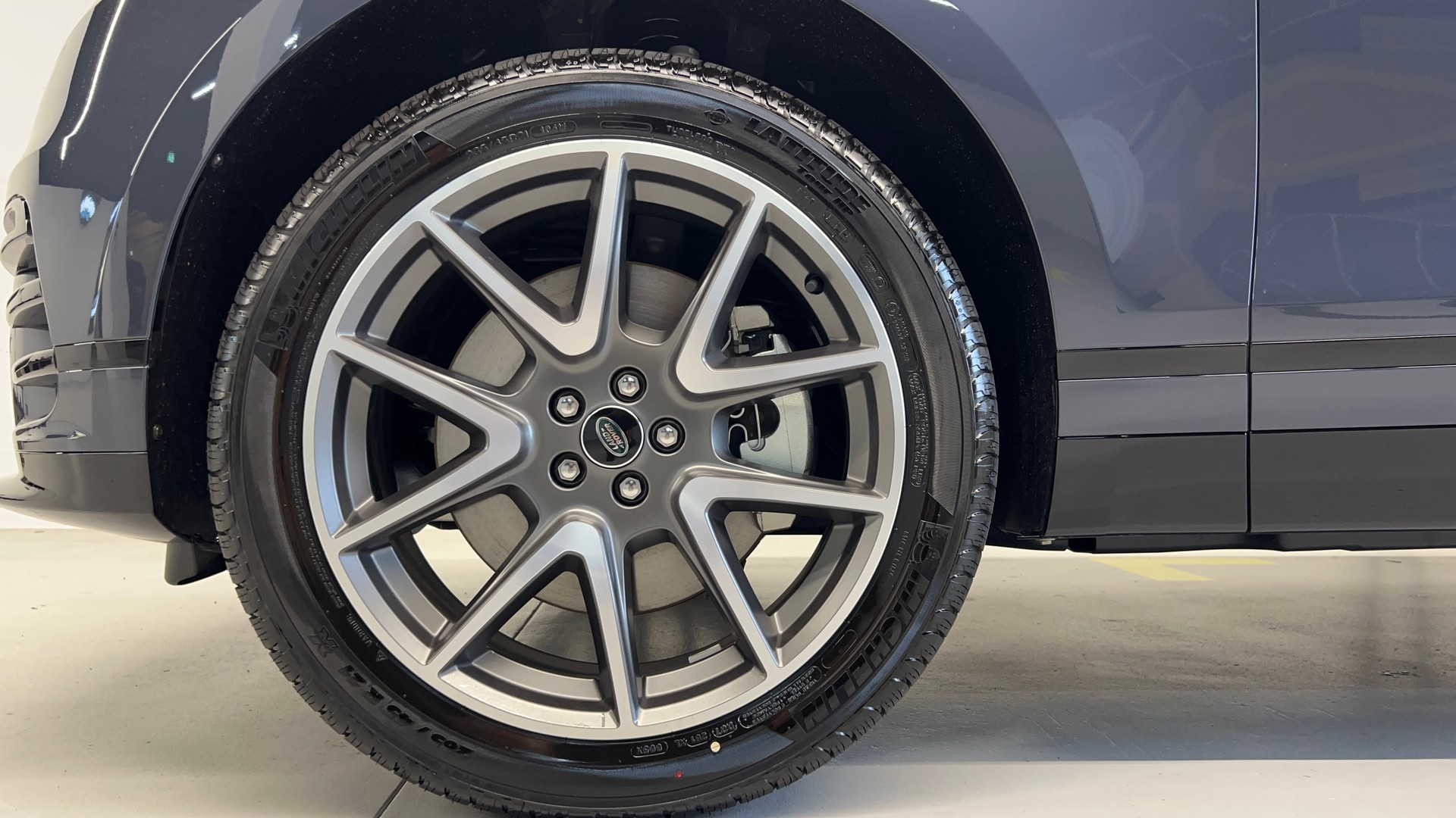 LAND ROVER Range Rover Velar 2.0 P400e Dynamic SE-image-10