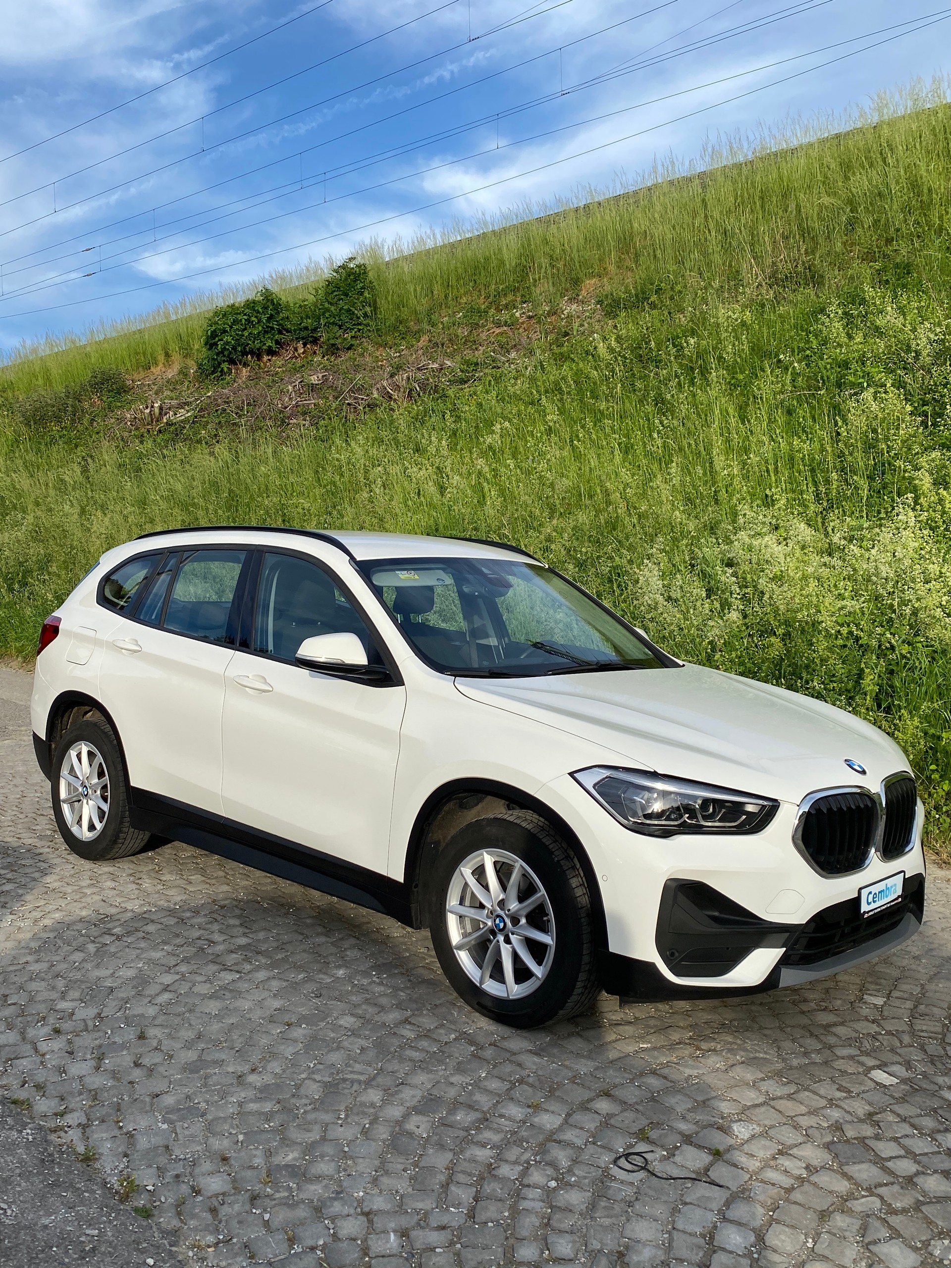 BMW X1 xDrive 18d Steptronic-showroom-element-1
