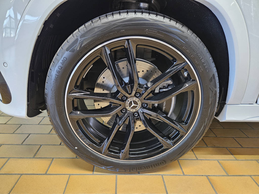 MERCEDES-BENZ GLS 450 d 4Matic AMG Line-image-17