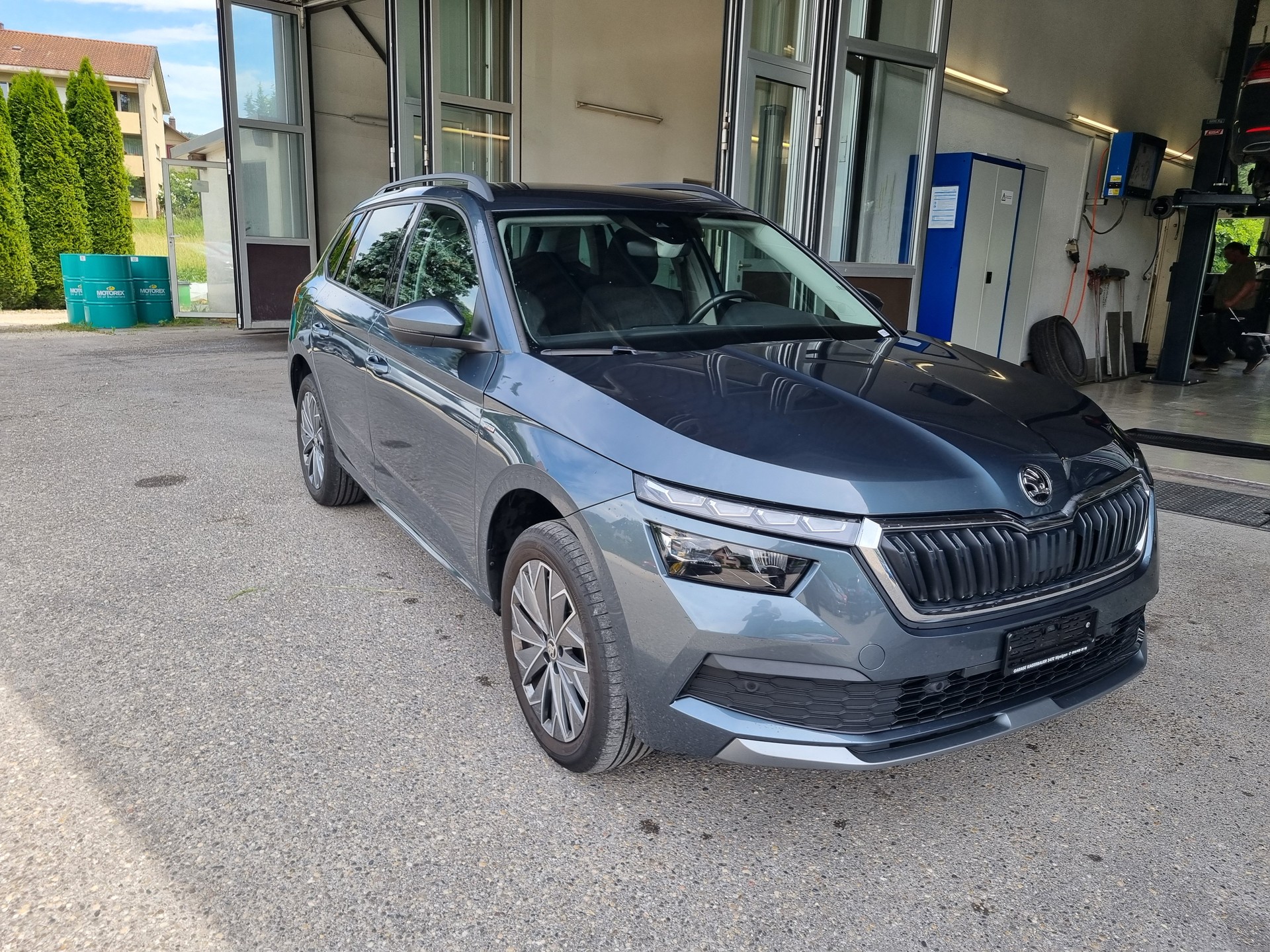 SKODA Kamiq 1.0 TSI Clever DSG-showroom-element-1