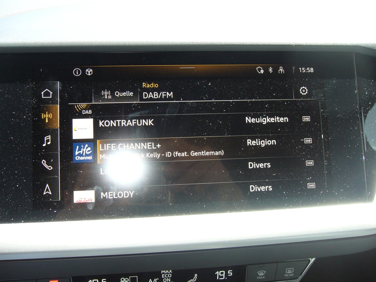 AUDI Q4 e-tron 50 quattro 299 PS-image-18
