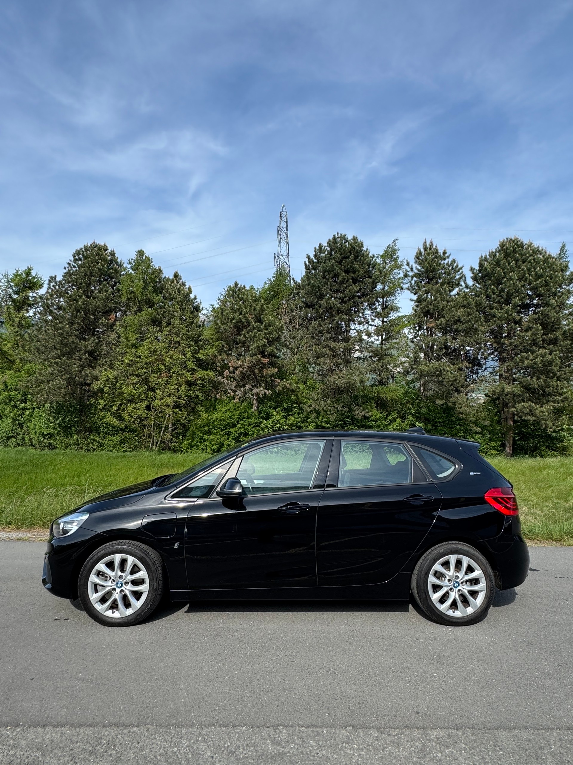 BMW 225xe iPerformance Active Tourer Steptronic-image-2