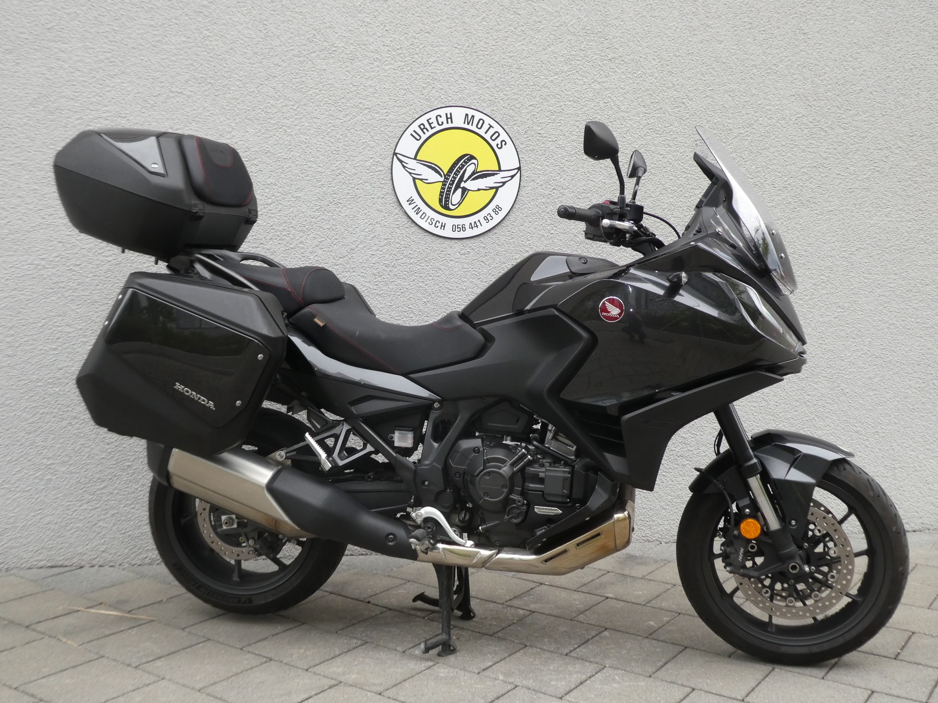 HONDA NT 1100 DCT-image-1