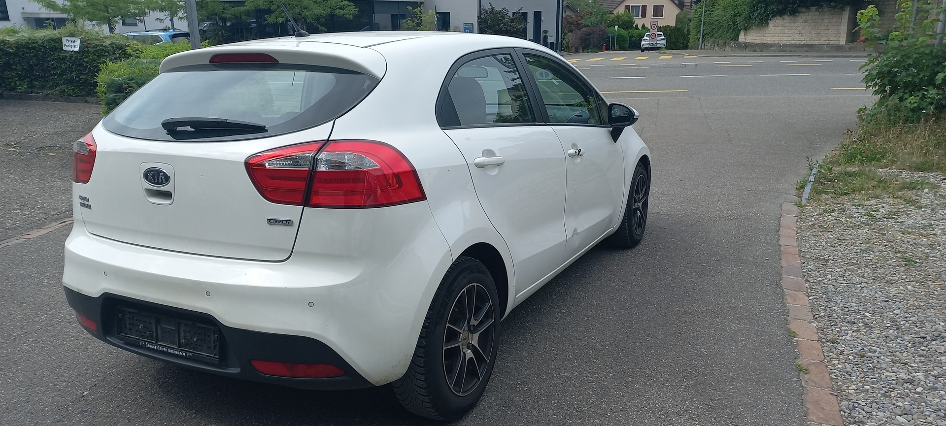KIA Rio 1.4 CRDi Style-image-4