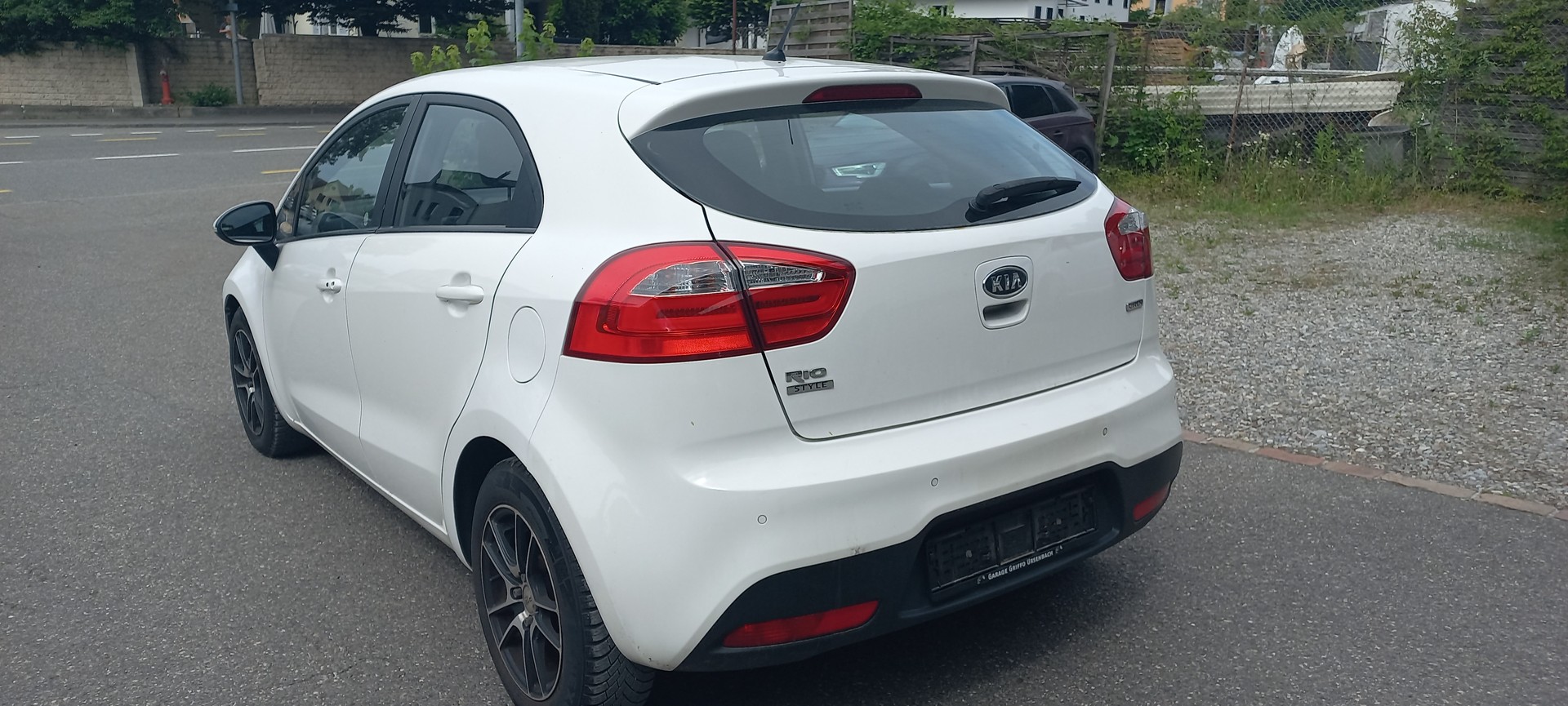 KIA Rio 1.4 CRDi Style-image-6