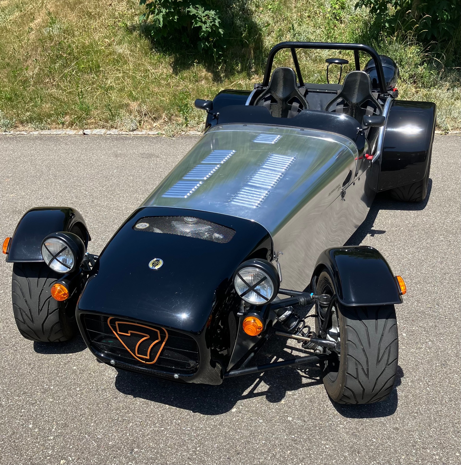 CATERHAM R300 Superlight-image-1