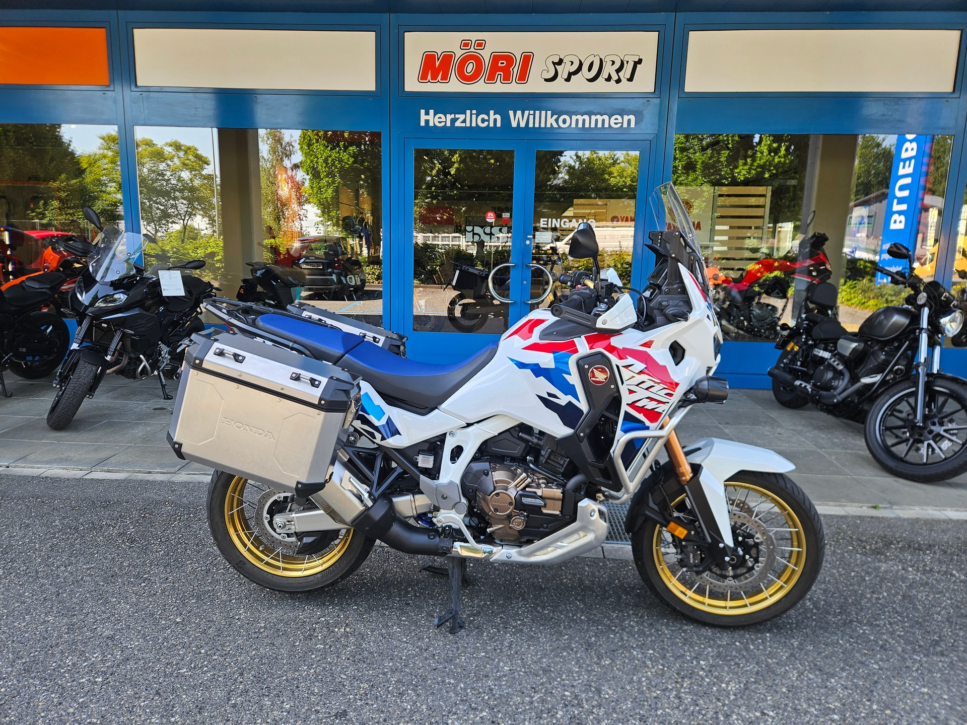 HONDA CRF 1100 DCT Africa Twin-image-0