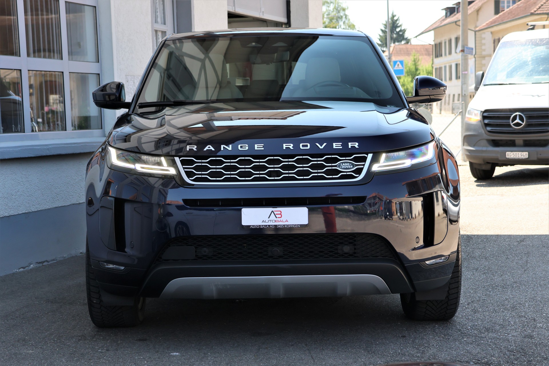 LAND ROVER Range Rover Evoque P 200 MHEV SE AT9 (CH)-showroom-element-1