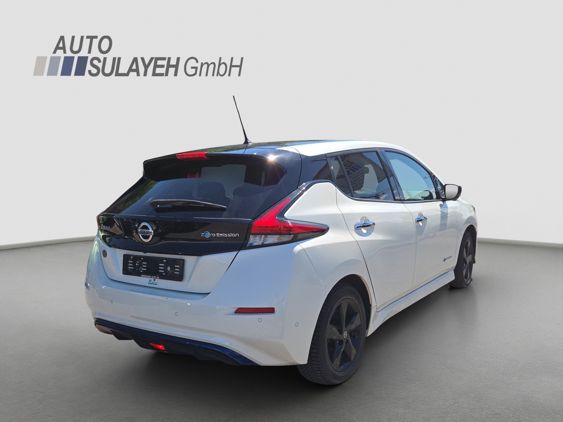 NISSAN Leaf 3. Zero (incl. battery)-showroom-element-1