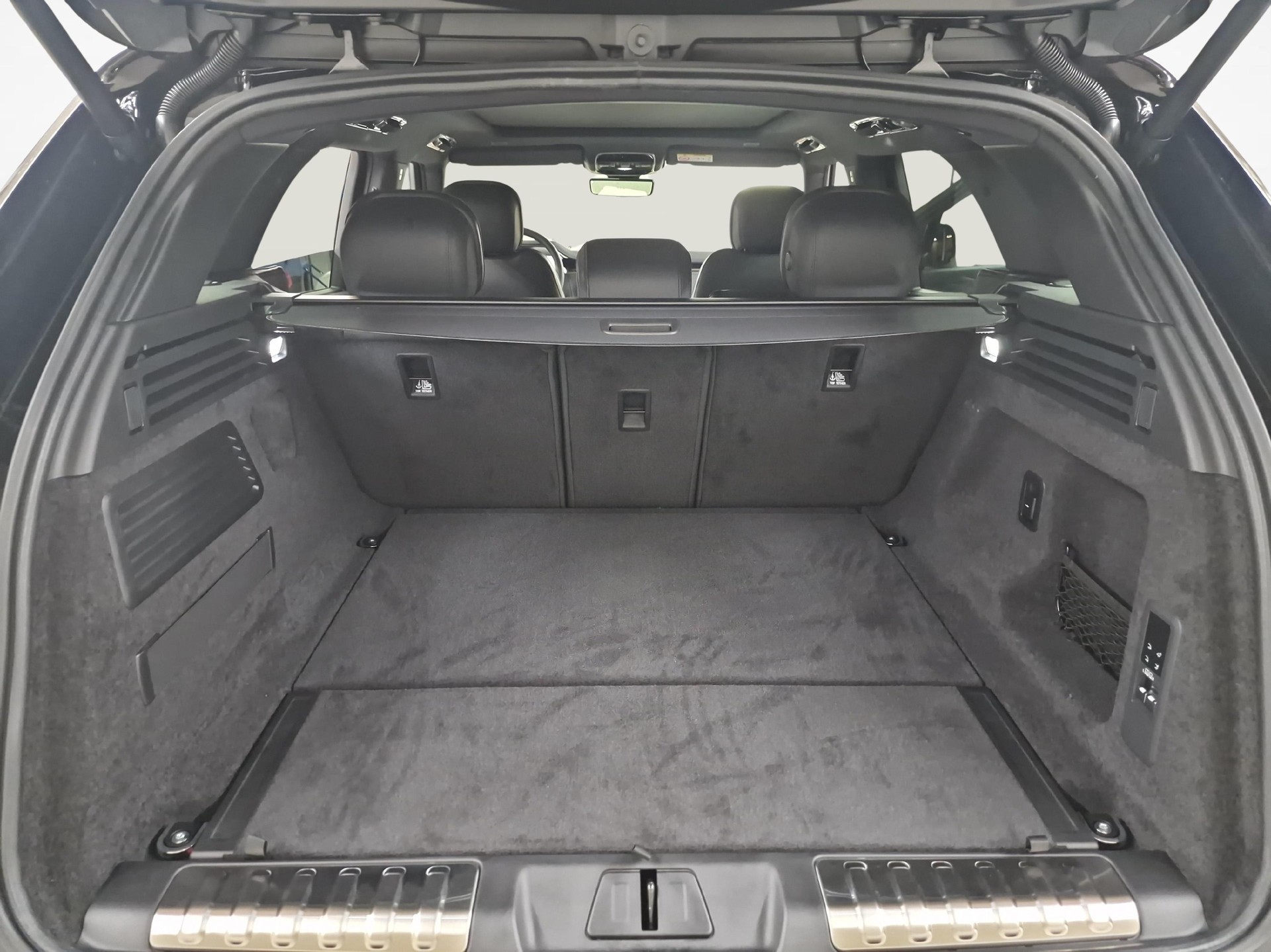 LAND ROVER Range Rover Sport 3.0 I6 P460e SE Dynamic-image-11