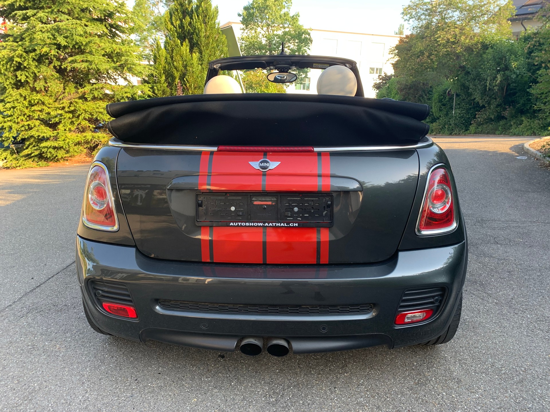 MINI Cooper John Cooper Works Cabriolet-showroom-element-3