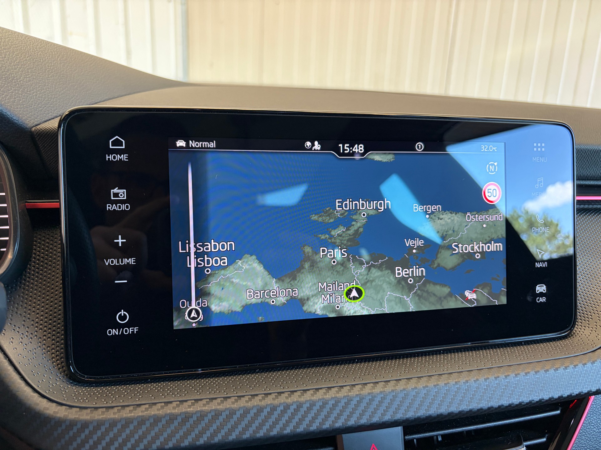 SKODA Kamiq 1.5 TSI DSG "Monte Carlo" - HERSTELLERGARANTIE BIS 2030!-image-11