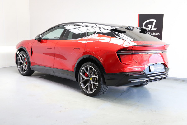 LOTUS Eletre 112kWh S-showroom-element-2