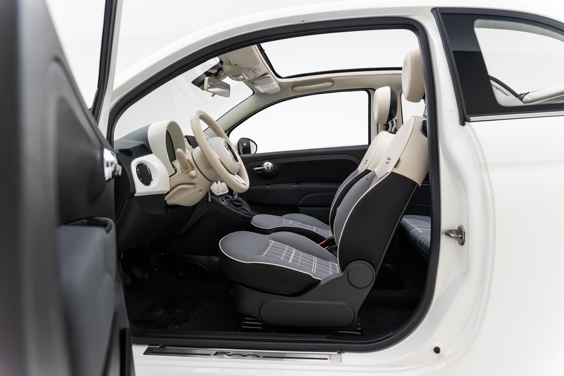 FIAT 500C 0.9 Twinair Turbo Lounge-image-15
