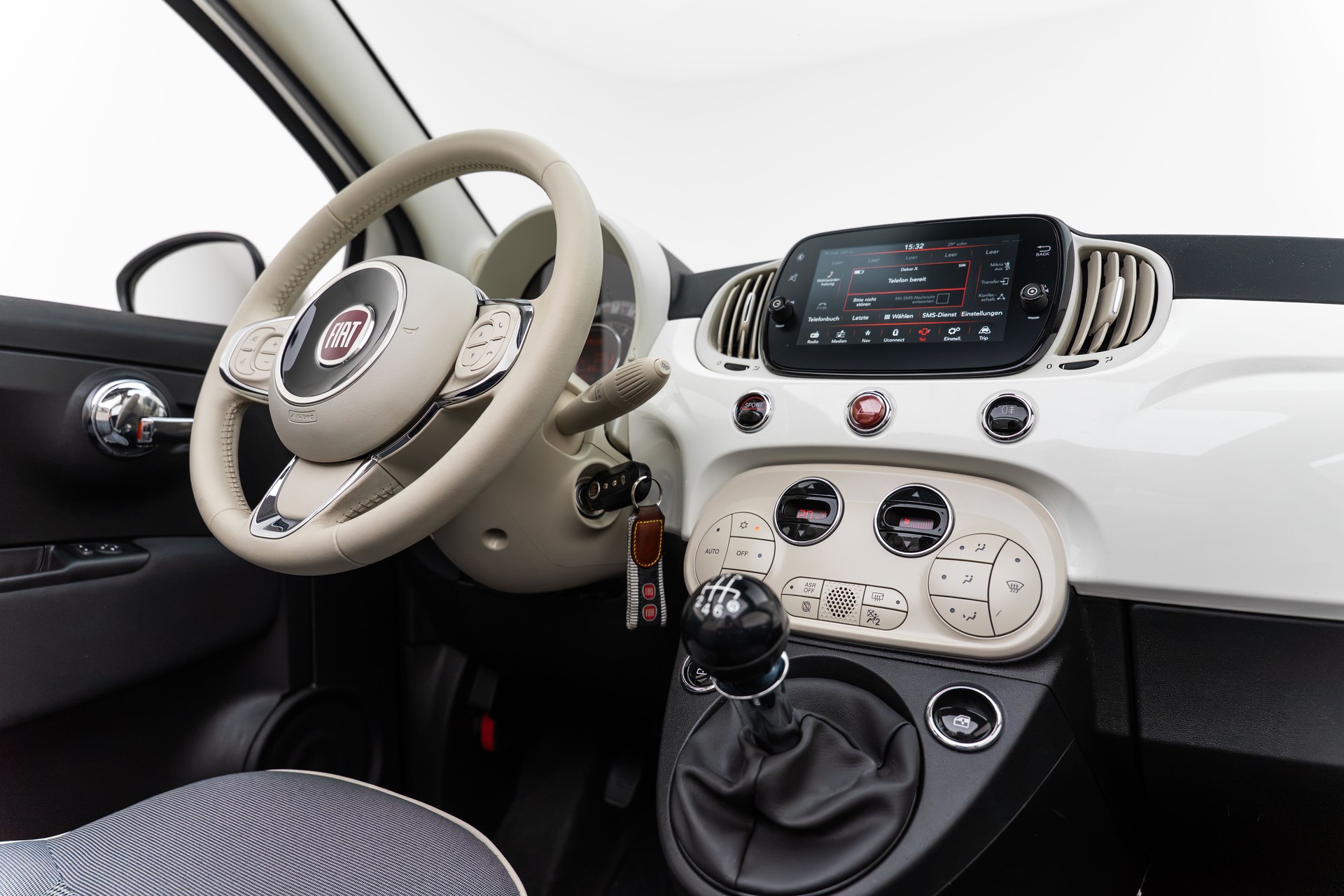 FIAT 500C 0.9 Twinair Turbo Lounge-image-23