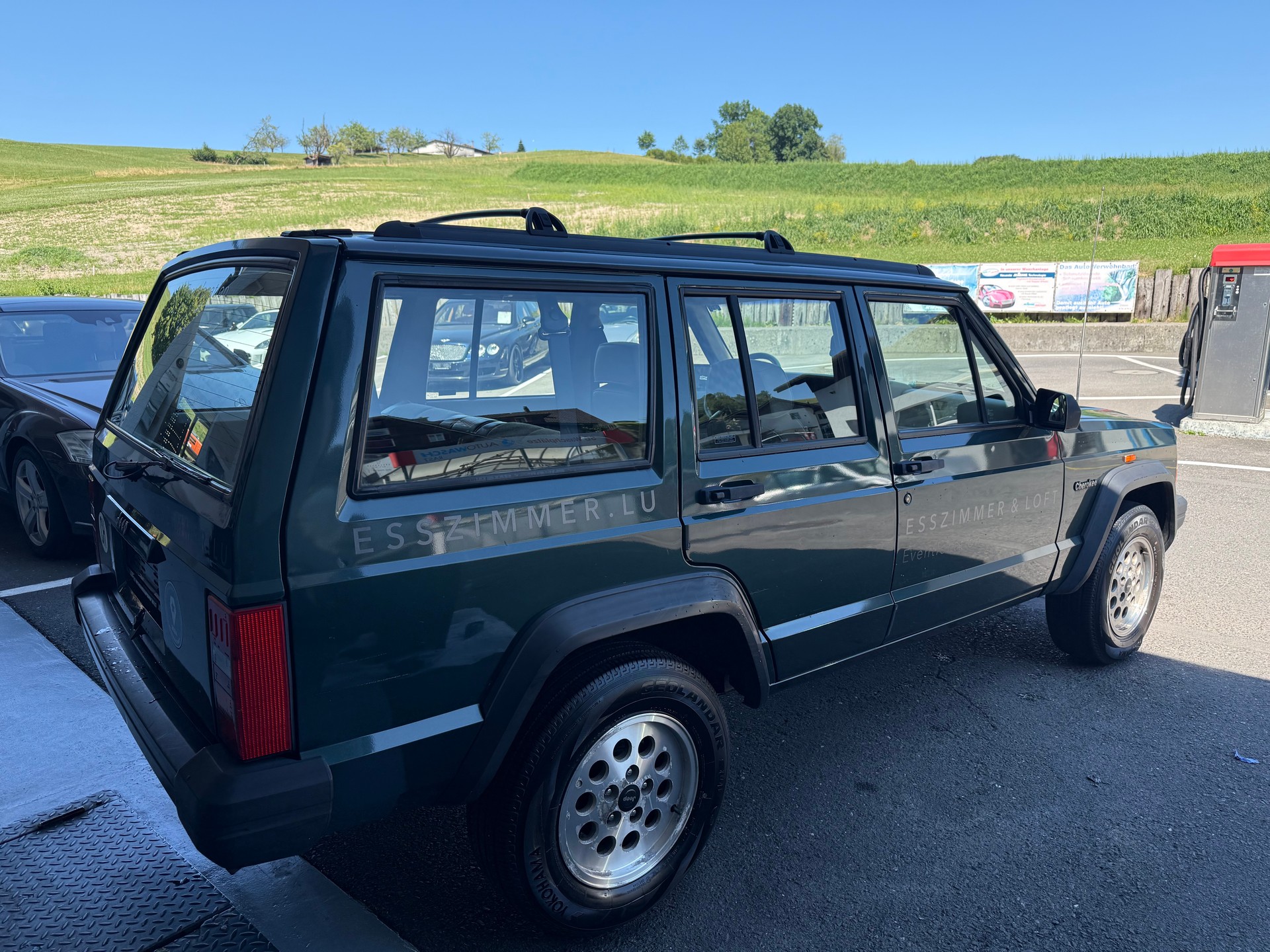 JEEP Cherokee 2.5 Jamboree-image-12