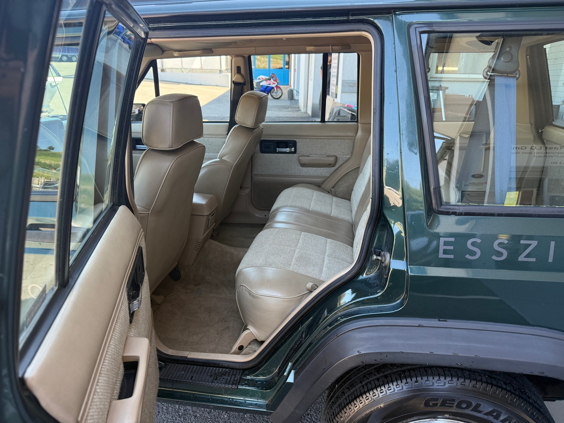 JEEP Cherokee 2.5 Jamboree-image-8