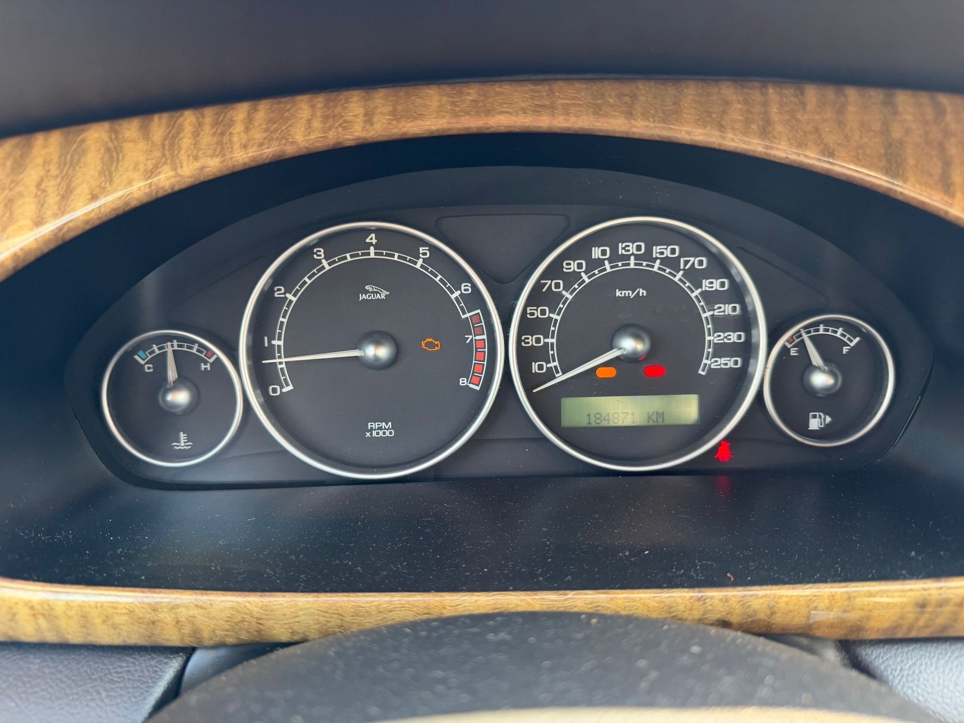 JAGUAR X-Type Estate 3.0 V6 Traction4 Executive-image-10
