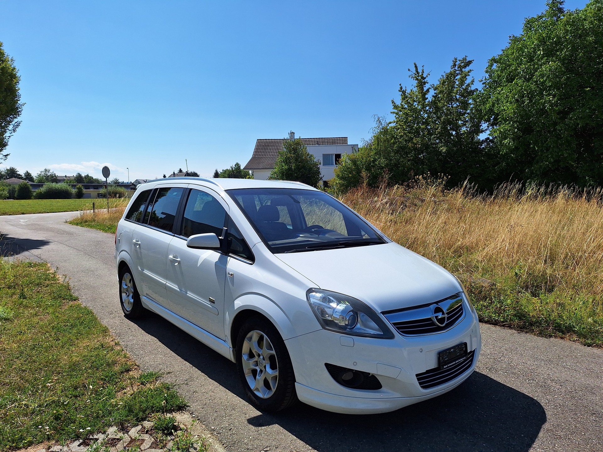 OPEL Zafira 2.2i 16V Edition Automatic