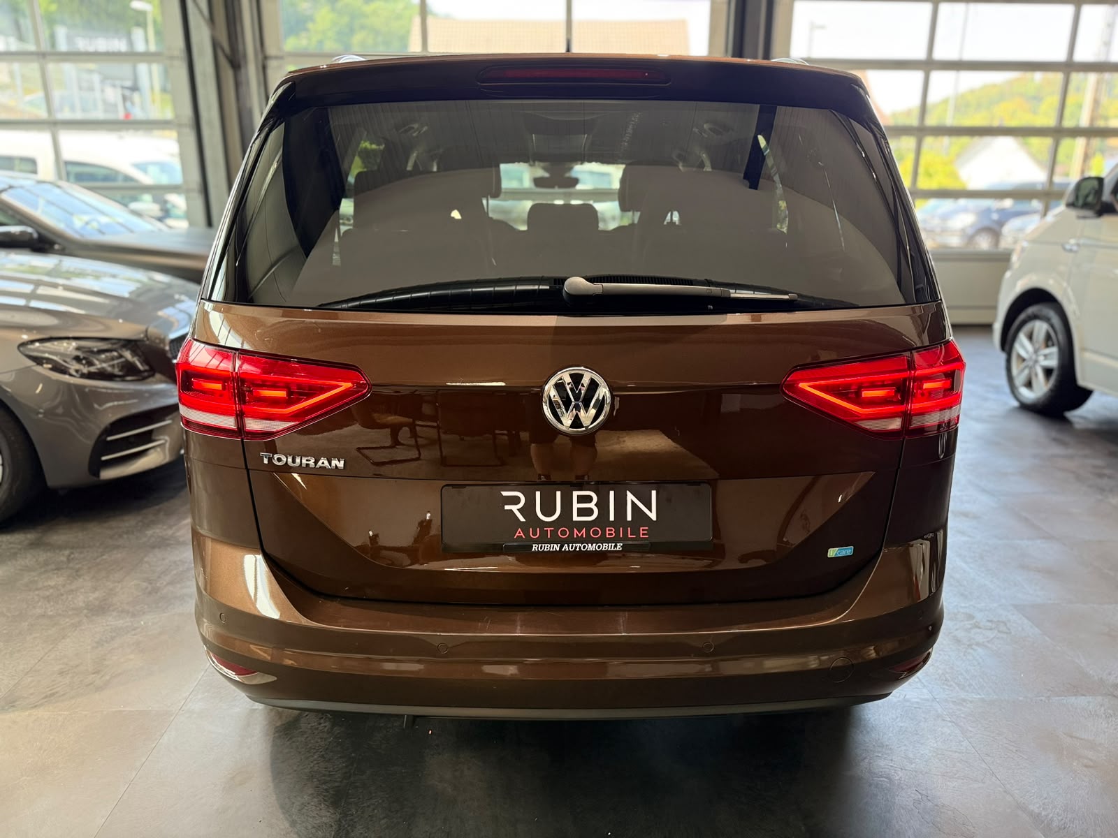 VW Touran 1.6 TDI BlueMotion Technology Comfortline DSG-showroom-element-2