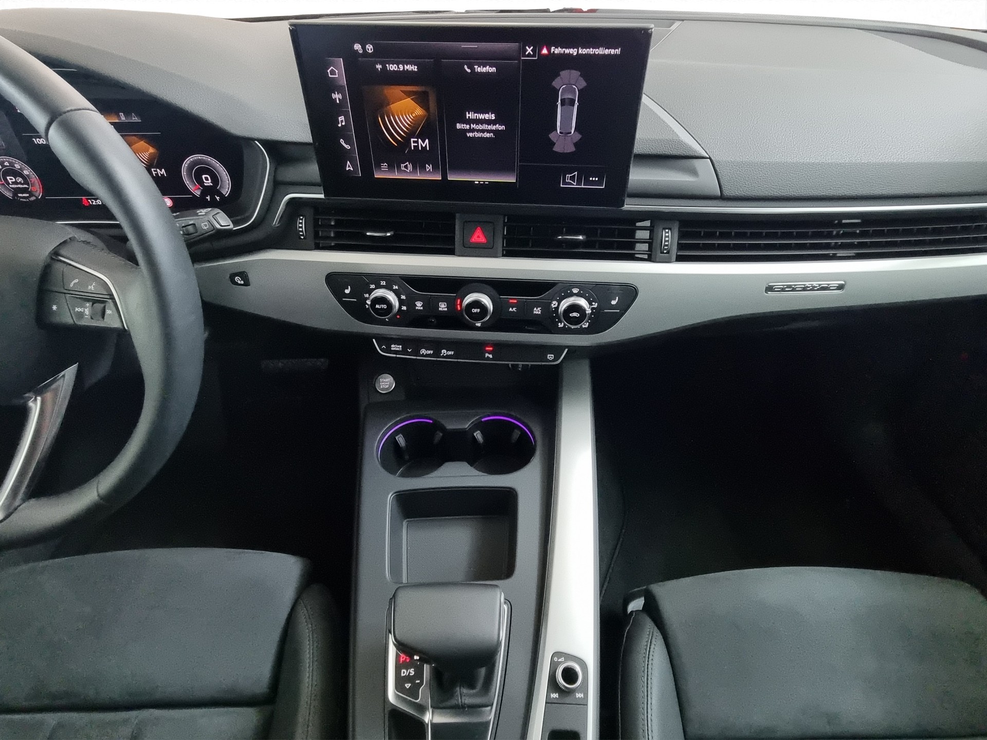 AUDI A4 Avant 2.0 45 TFSI S Line quattro S-Tronic-image-9