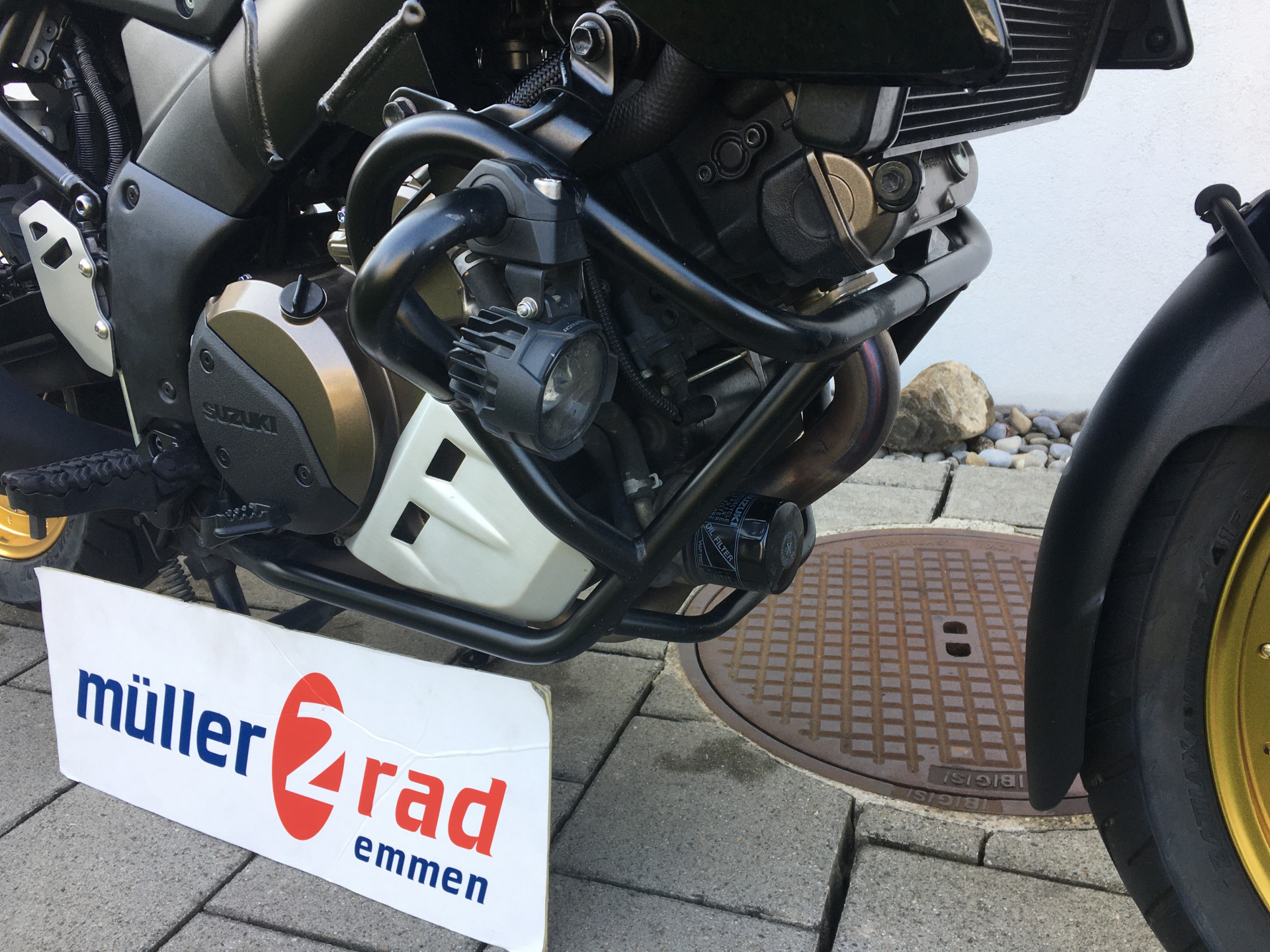 SUZUKI DL 1050 A V-Strom XT-image-3