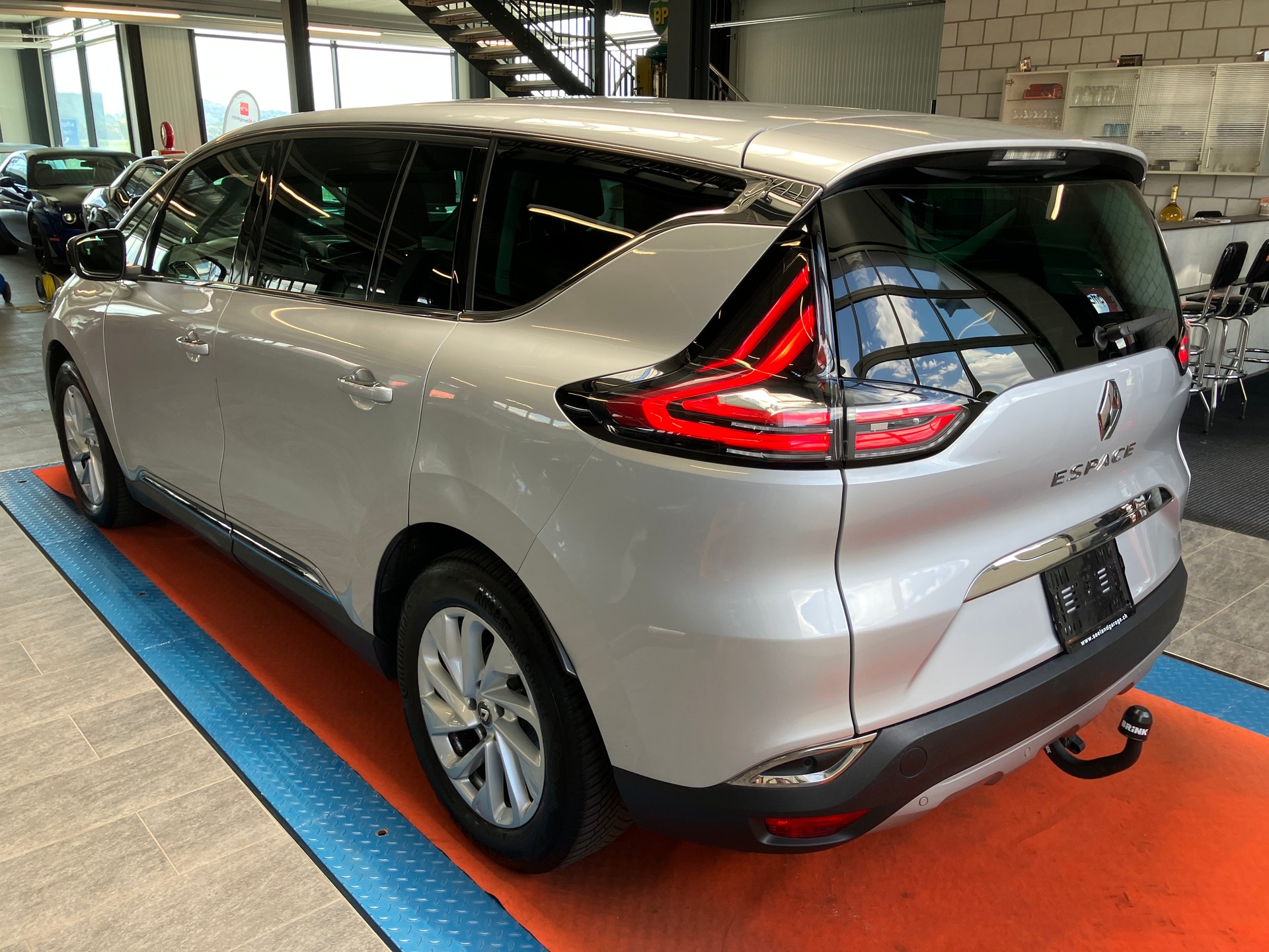 RENAULT Espace 1.6 dCi Intens EDC-showroom-element-3