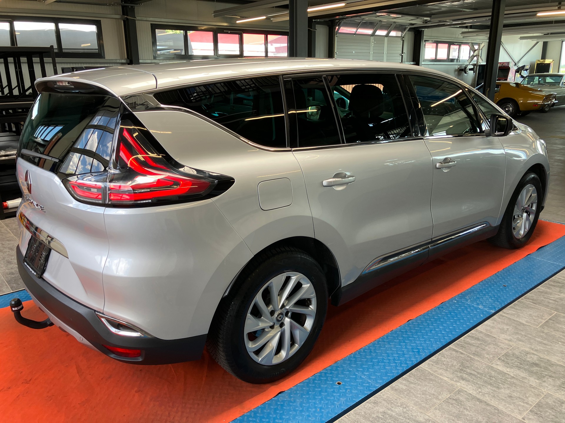 RENAULT Espace 1.6 dCi Intens EDC-showroom-element-1