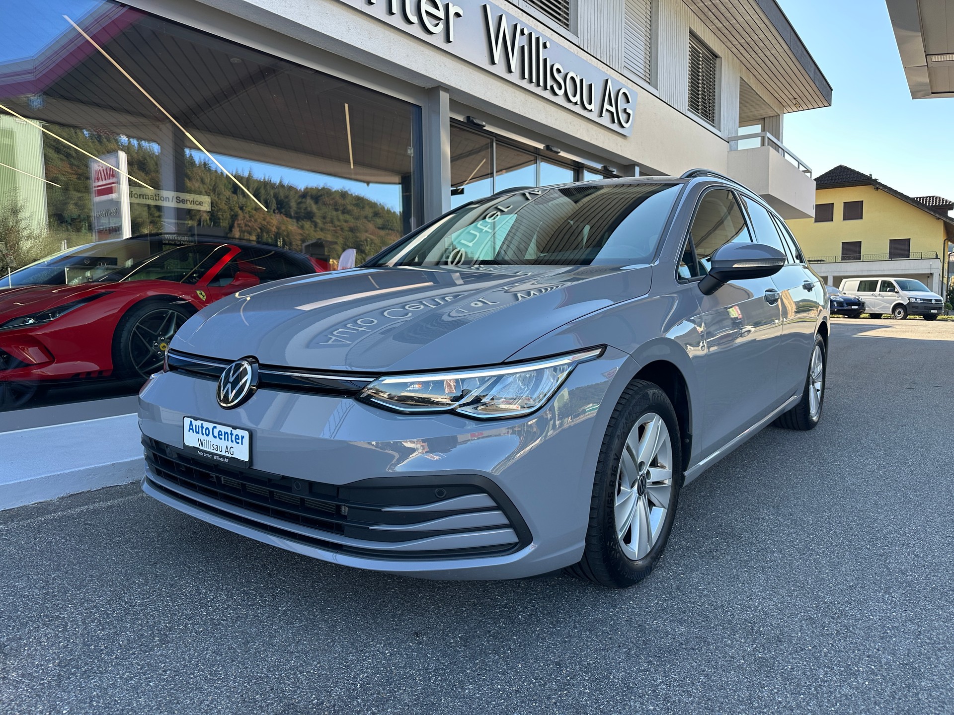 VW Golf Variant 2.0 TDI Life DSG 4Motion-showroom-element-1