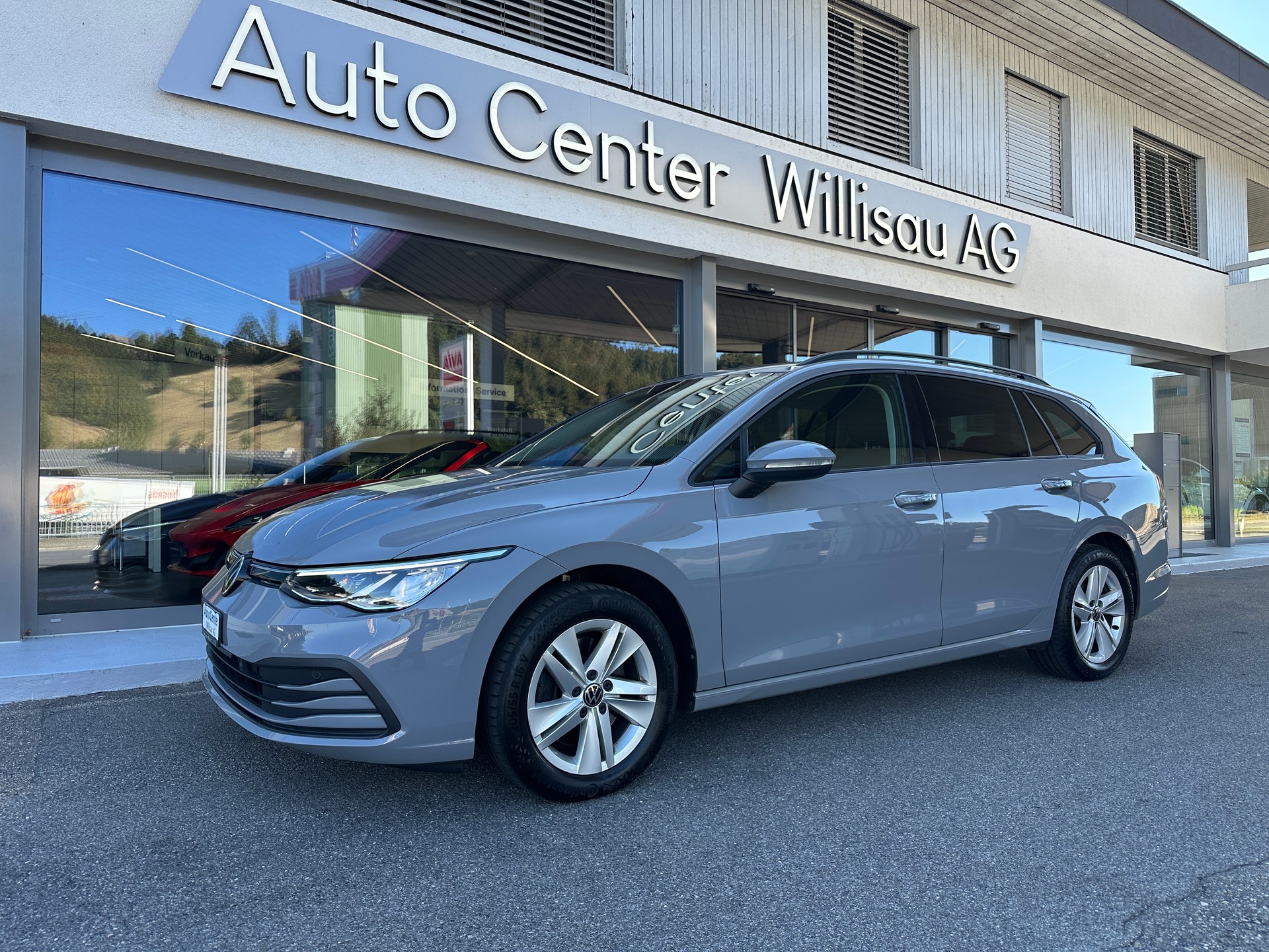 VW Golf Variant 2.0 TDI Life DSG 4Motion