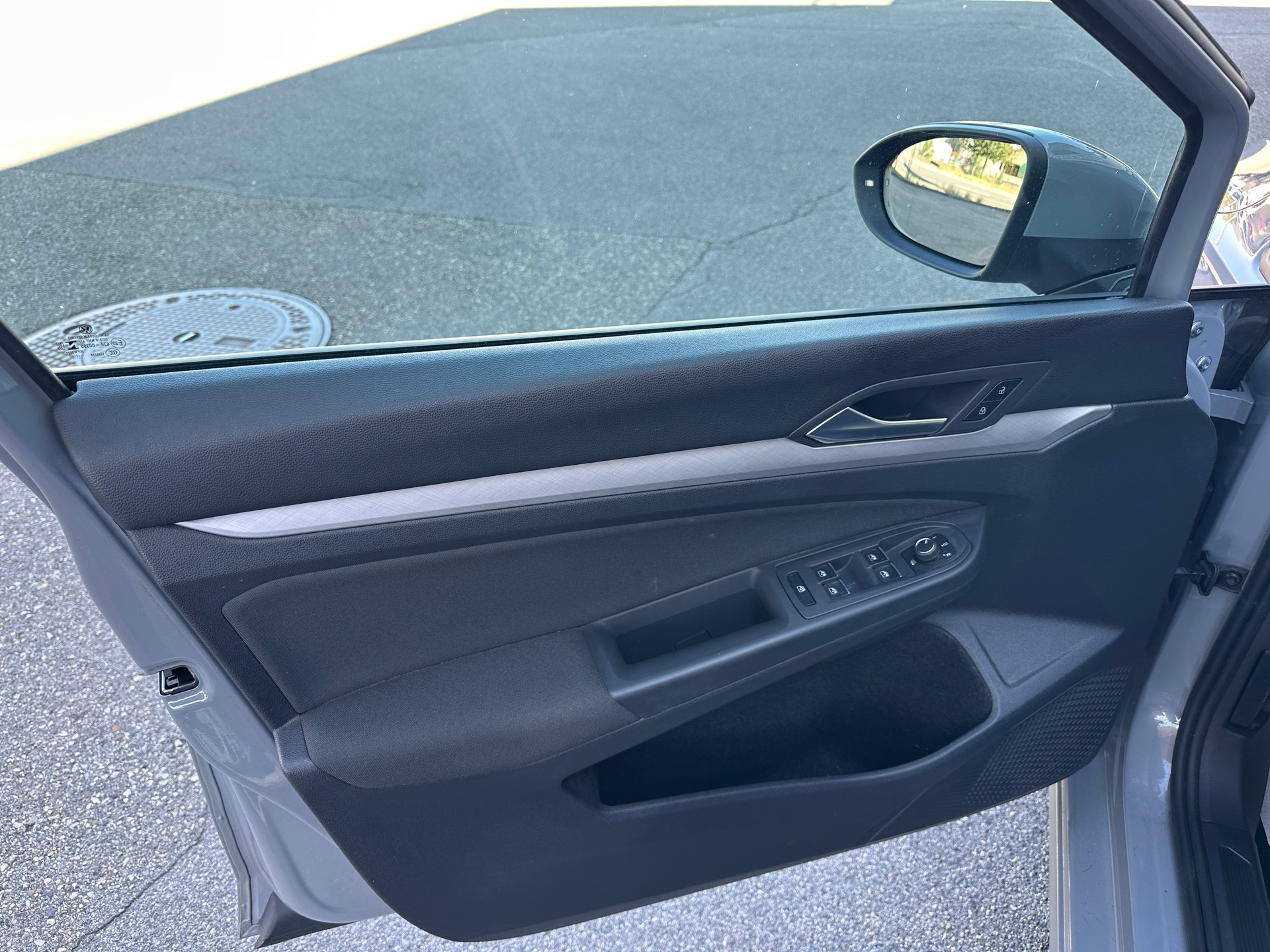 VW Golf Variant 2.0 TDI Life DSG 4Motion-image-19