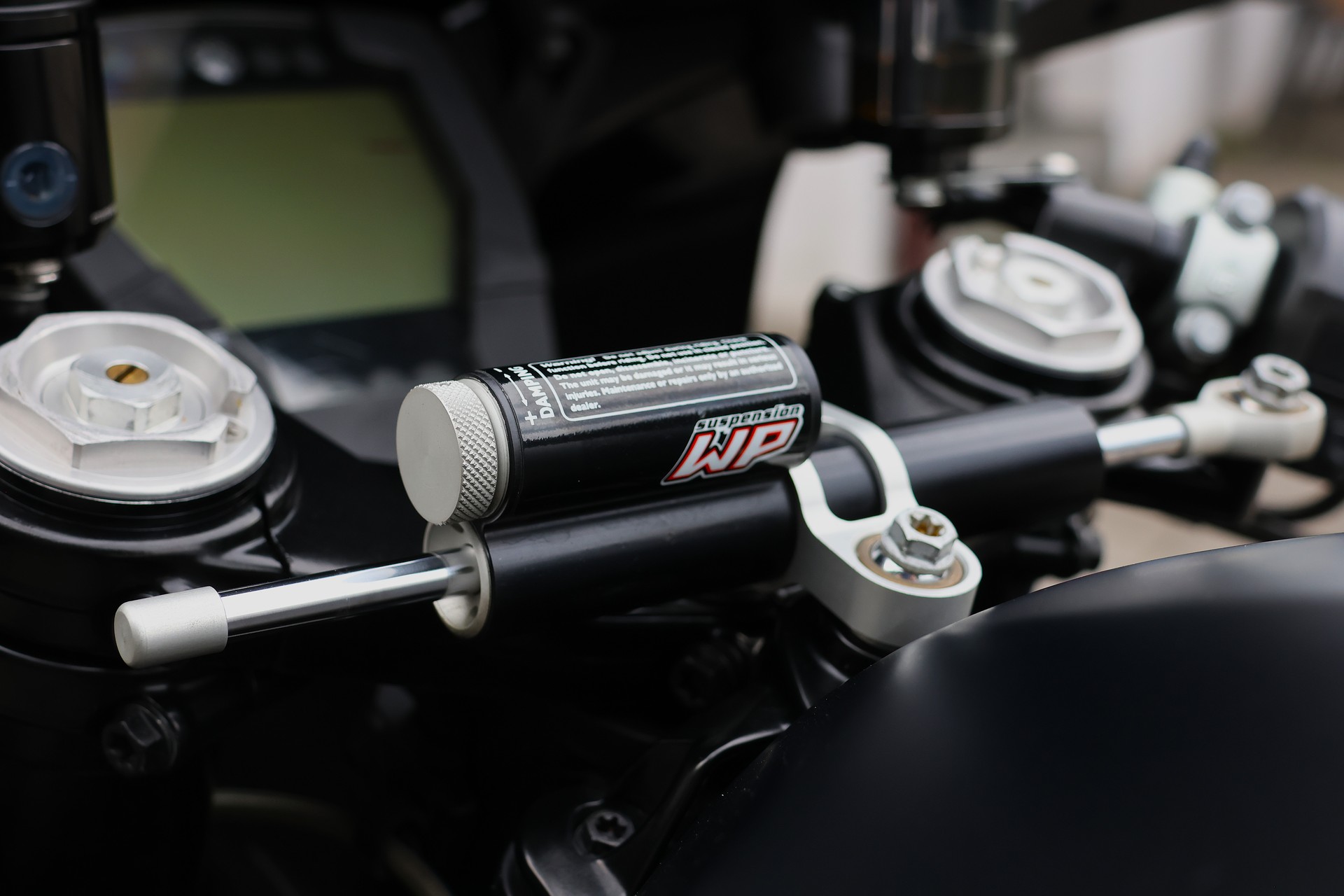 KTM 1190 RC8-image-4