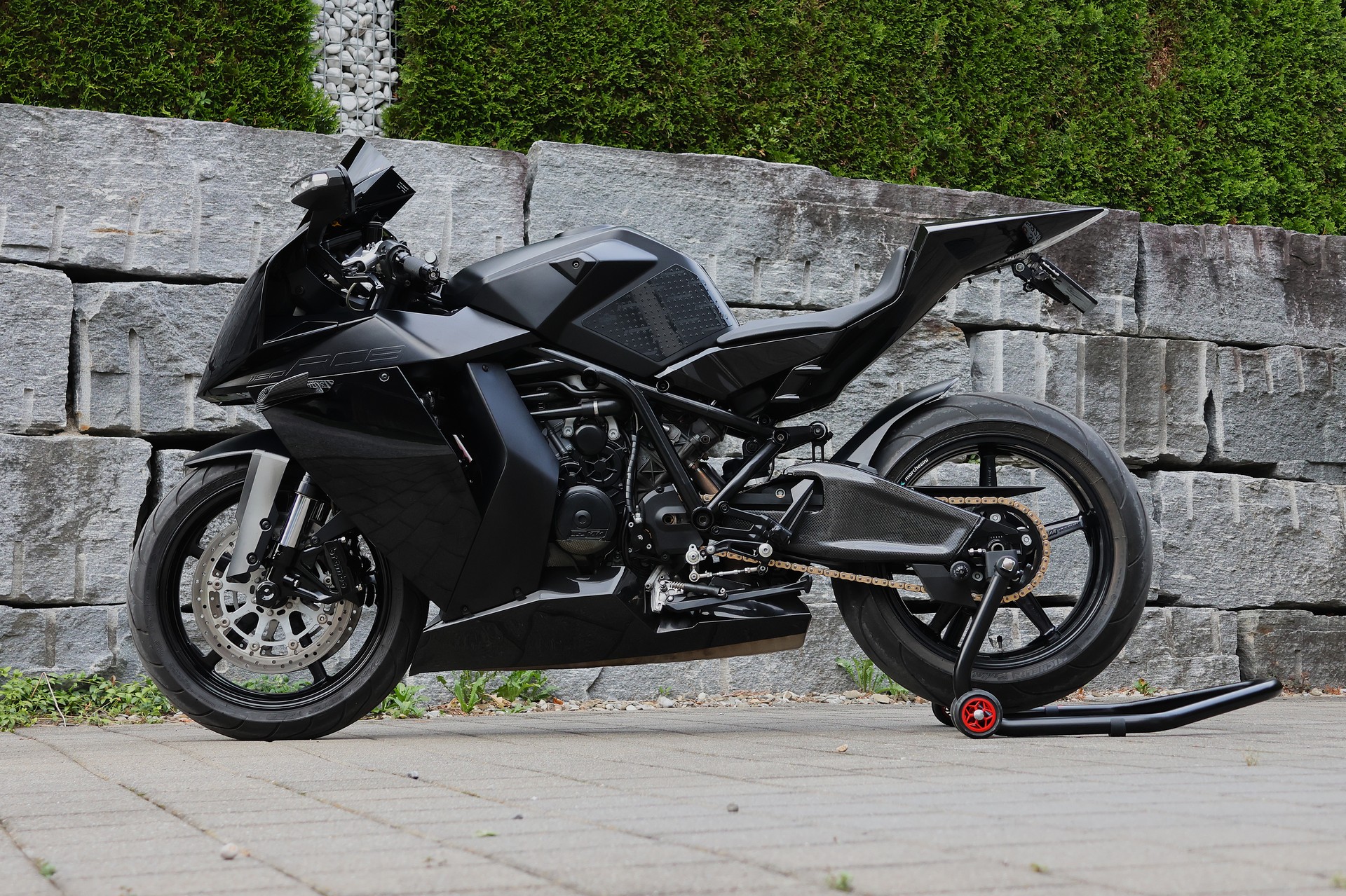 KTM 1190 RC8-image-13