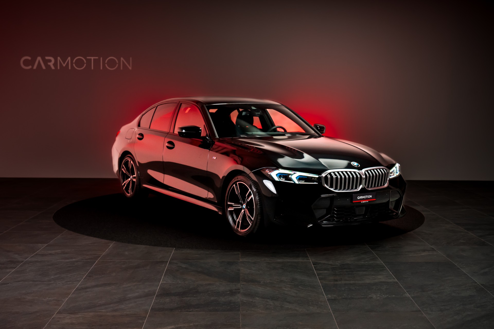 BMW 320d xDrive SAG M Sport / LCI / 360°Kamera / HeadUp / Leder-showroom-element-2