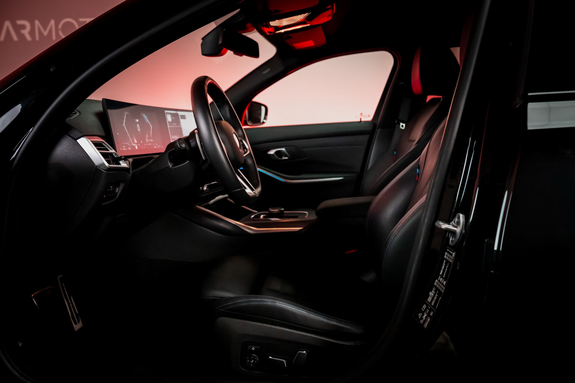 BMW 320d xDrive SAG M Sport / LCI / 360°Kamera / HeadUp / Leder-image-10